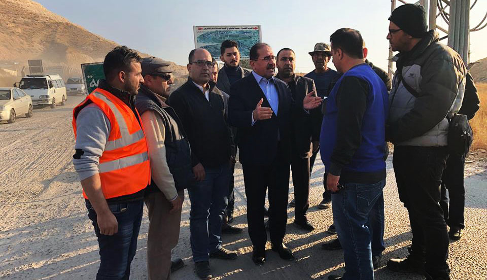 بعد نجاحها في صيانة الطرق.. وزارة النقل تباشر تأهيل مدخل دمشق الشمالي